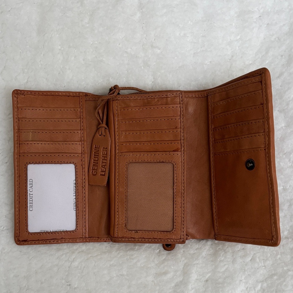 *CLEARANCE* Chic Brown Woven Leather Crossbody Bag Set - Picture 3 of 6